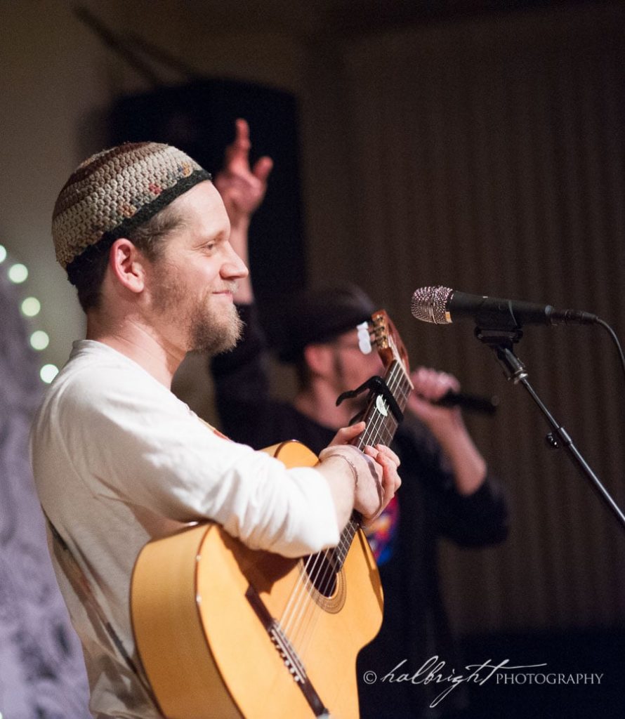 Shir Yaskov performs at the Berkeley JCC | Darshna - Berkeley - Jewish Community Center